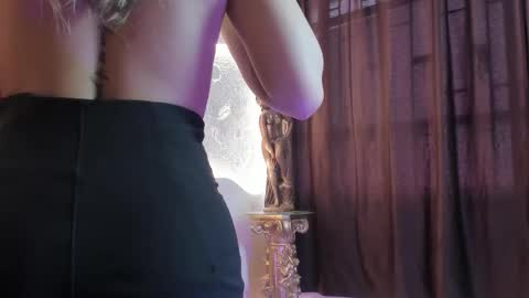 _emmawalka online show from 15, 10, 2025