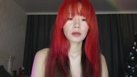 Snapshot of _eve____ chatting on 19, 12, 2024 EveEva online show from 19, 12, 2024