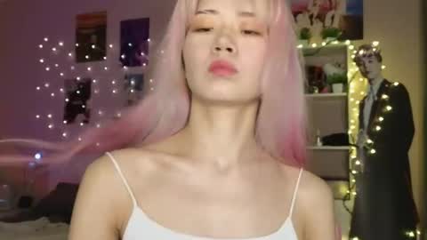 EveEva online show from 28, 3, 2026