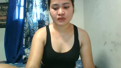 Snapshot of _genevieve22_ chatting on 29, 6, 2026 genny online show from 29, 6, 2026