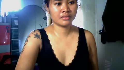 Snapshot of _genevieve22_ chatting on 14, 7, 2026 genny online show from 14, 7, 2026