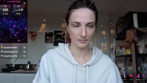 Goddess Aurora online show from 21, 11, 2025