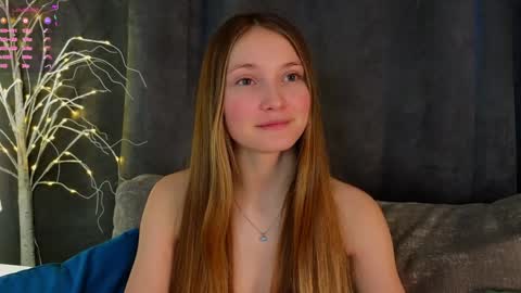 Snapshot of _green_green_ chatting on 21, 1, 2025 Milly online show from 21, 1, 2025