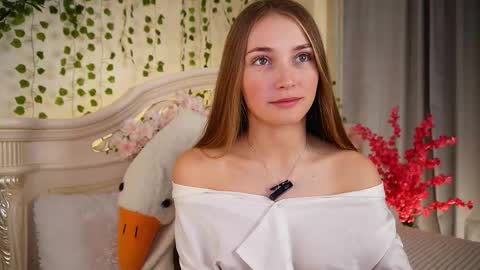 Snapshot of _green_green_ chatting on 9, 10, 2025 Milly online show from 9, 10, 2025