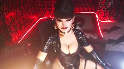 Snapshot of _hailyourqueenx chatting on 23, 12, 2024 GoDDess Chloe online show from 23, 12, 2024