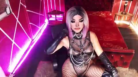 Snapshot of _hailyourqueenx chatting on 30, 9, 2025 GoDDess Chloe online show from 30, 9, 2025