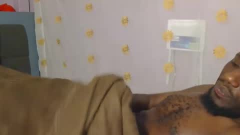 Snapshot of _hairlyboy chatting on 6, 11, 2025 _hairlyboy online show from 6, 11, 2025