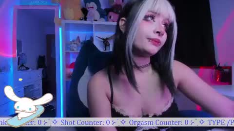 Snapshot of _heavenly_blue_ chatting on 23, 6, 2026 Bluey online show from 23, 6, 2026