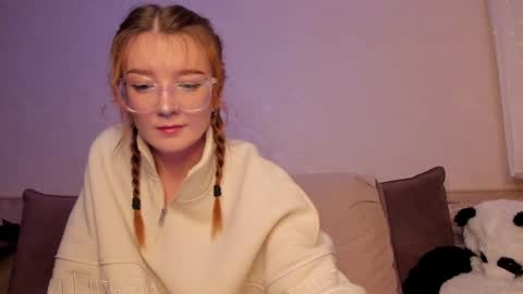 _hey_scarlett_ online show from 17, 1, 2025