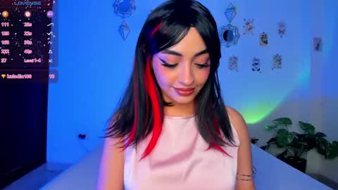 Snapshot of _hotpink chatting on 25, 2, 2025 Jenn online show from 25, 2, 2025