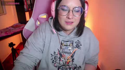 Snapshot of _jaaade_p_ chatting on 18, 12, 2025 _jaaade_p_ online show from 18, 12, 2025