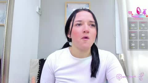    online show from 13, 4, 2026