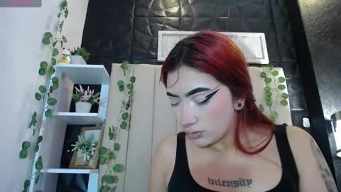 Mia online show from 7, 3, 2025