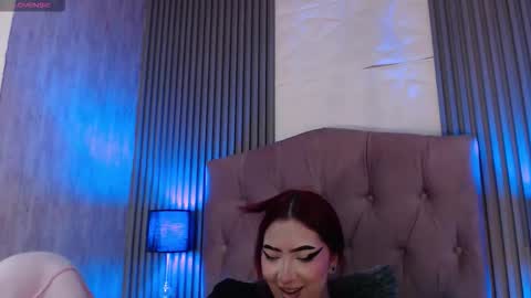 Snapshot of _johana18 chatting on 18, 12, 2025 Mia online show from 18, 12, 2025