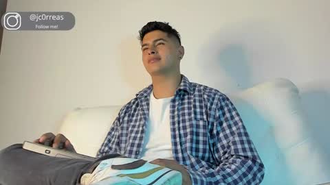 Snapshot of _juanes__ chatting on 3, 12, 2024 _juanes__ online show from 3, 12, 2024