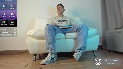 Snapshot of _juanes__ chatting on 20, 2, 2025 _juanes__ online show from 20, 2, 2025