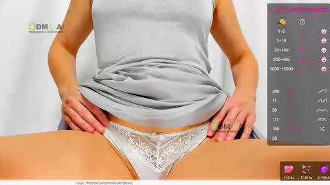 _justcallme_ online show from 28, 3, 2026