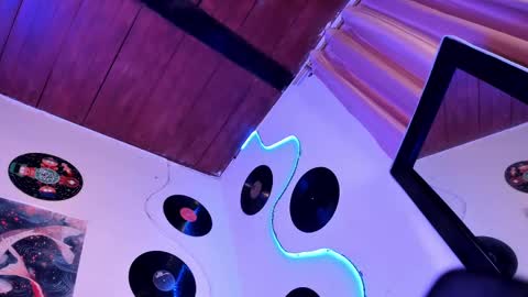 _karine01 online show from 8, 3, 2025