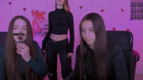 _kellykitten_ online show from 13, 4, 2026