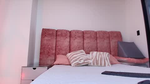 Snapshot of _kendall_07 chatting on 11, 11, 2025 Kendall online show from 11, 11, 2025