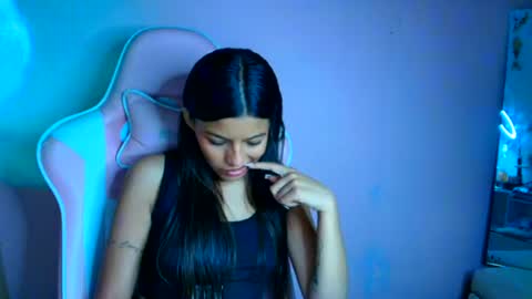 Snapshot of _khloe_sweet chatting on 8, 7, 2026 khloe sweet online show from 8, 7, 2026