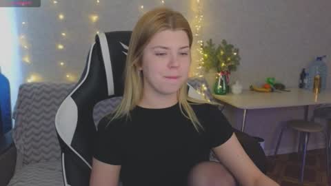 Molly   Emily online show from 27, 2, 2026