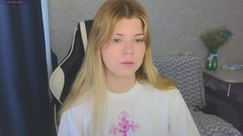 Molly   Emily online show from 28, 5, 2026