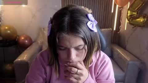 Snapshot of _kitten_1 chatting on 9, 7, 2026 _kitten_1 online show from 9, 7, 2026