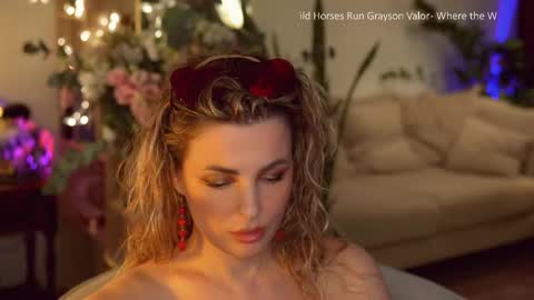 Snapshot of _lady__m_ chatting on 30, 4, 2026 _lady__m_ online show from 30, 4, 2026