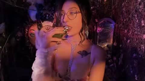 Snapshot of _lady_luna_ chatting on 30, 7, 2026 Lady Luna online show from 30, 7, 2026