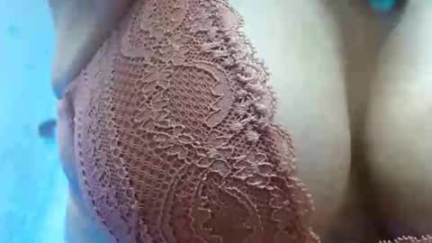 SANDRA online show from 11, 11, 2025