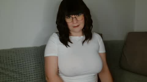 _lalilu_ online show from 1, 2, 2025