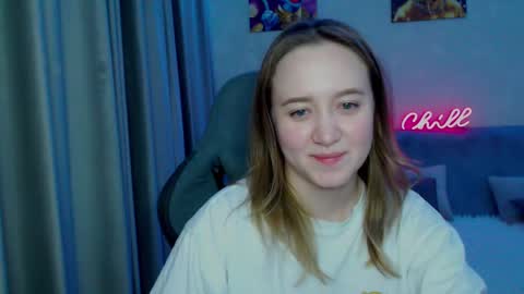 _lalune_ online show from 16, 2, 2025