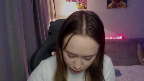 _lalune_ online show from 17, 10, 2025