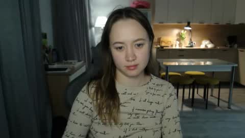 _lalune_ online show from 9, 3, 2026