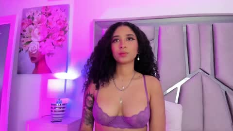 Lanna  online show from 17, 2, 2025