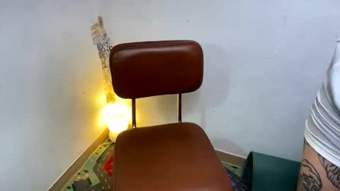 Layne online show from 4, 11, 2025