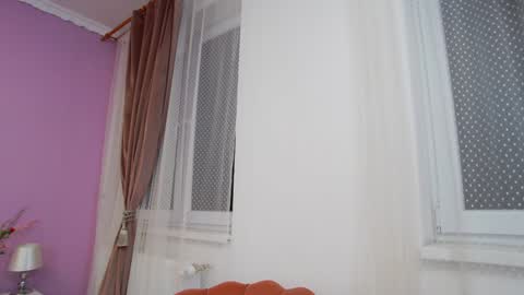 Lena Paul online show from 5, 2, 2025