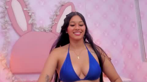 Snapshot of _lia_swan chatting on 22, 12, 2025 Lia Swan online show from 22, 12, 2025