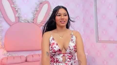 Snapshot of _lia_swan chatting on 23, 12, 2025 Lia Swan online show from 23, 12, 2025