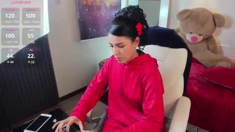 Lili  online show from 13, 12, 2024