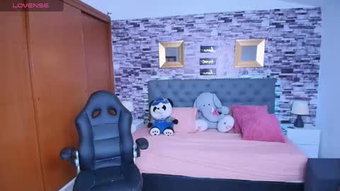 Liily online show from 6, 11, 2025