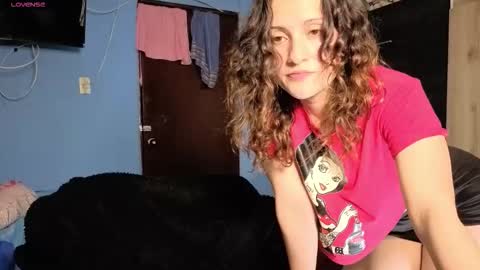 Snapshot of _lindasy_ chatting on 1, 12, 2025 Lindasy online show from 1, 12, 2025