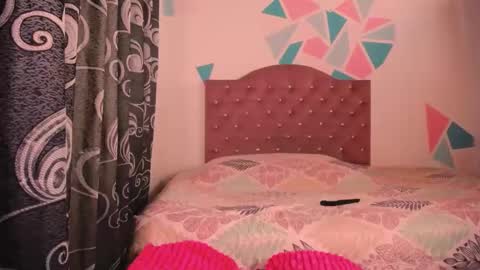 Snapshot of _lissa chatting on 8, 11, 2025 online show from 8, 11, 2025