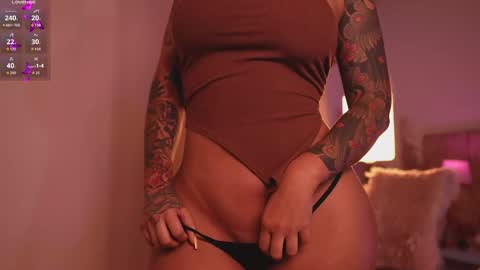 Snapshot of _lissana_scott chatting on 18, 12, 2025 Lissana online show from 18, 12, 2025