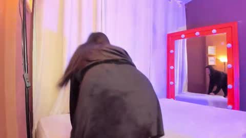 Ivy 3 online show from 23, 2, 2026