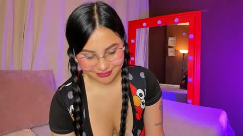 Ivy 3 online show from 27, 2, 2026