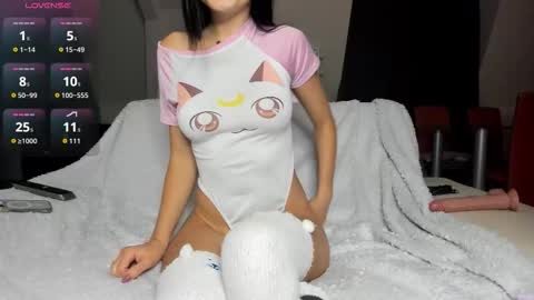 Snapshot of _little_minxxx_ chatting on 25, 10, 2025 Julia online show from 25, 10, 2025