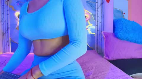 Snapshot of _lorrayne_ chatting on 26, 2, 2026 Lorrayne online show from 26, 2, 2026