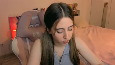 Snapshot of _loveliness_ chatting on 21, 11, 2025 Amanda mandy online show from 21, 11, 2025